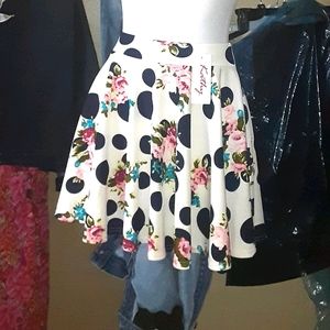 🤩HP PICK🤩 Polka dot skirt